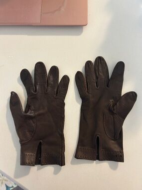 Women’s Classic Leather Driving Gloves - Brown